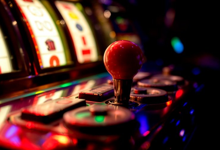 Casino lobby overview showing slots and live dealer games on 1031 Philippines